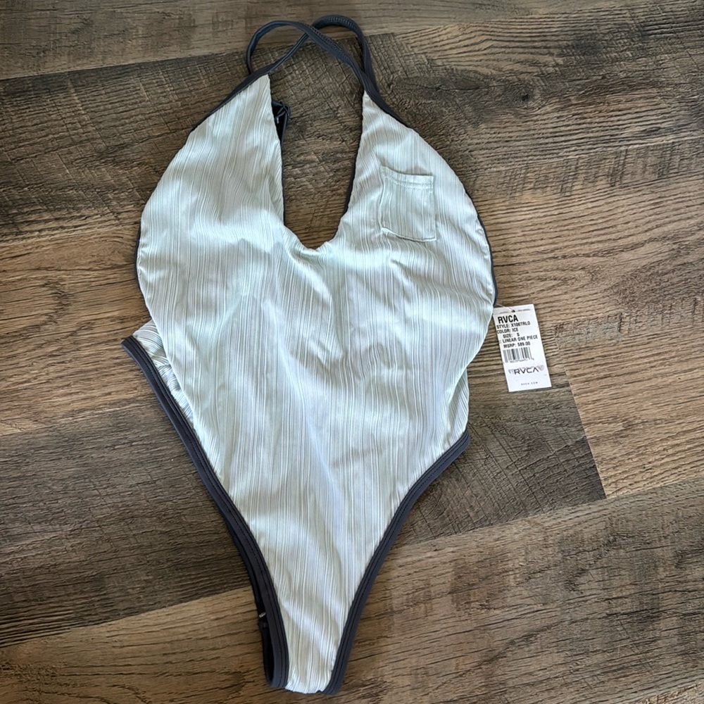 NWT RVCA one-piece swim suit woman’s size small / 1